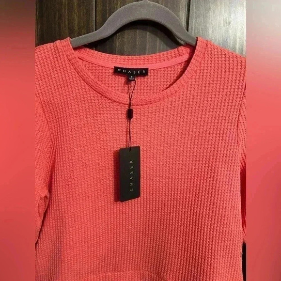 NWT-Cropped Pullover-Size:Small - Picture 7 of 9